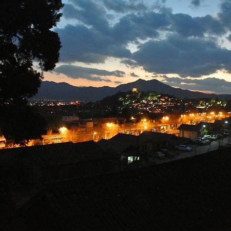 Lijiang Garden Inn ภายนอก รูปภาพ